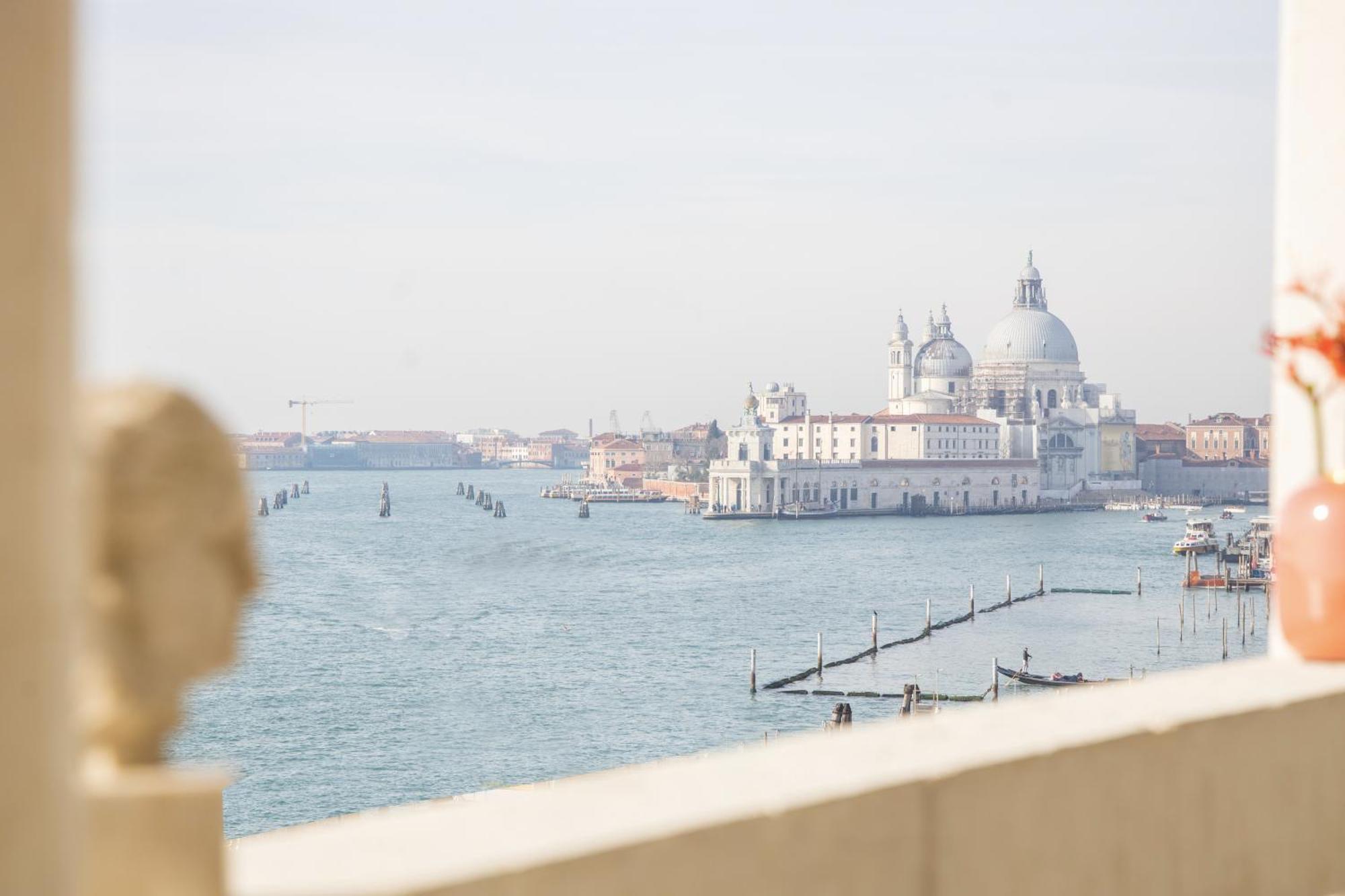 Londra Palace Venezia Luaran gambar
